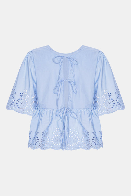 LulaIC Top - Lyseblå Broderi