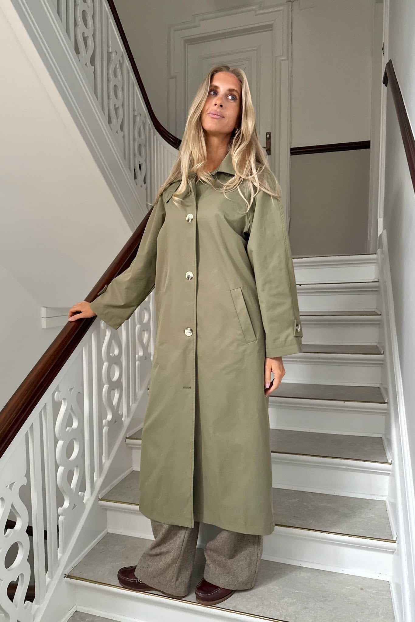 AvaIC Trenchcoat - Dark Khaki – dk.byic.com