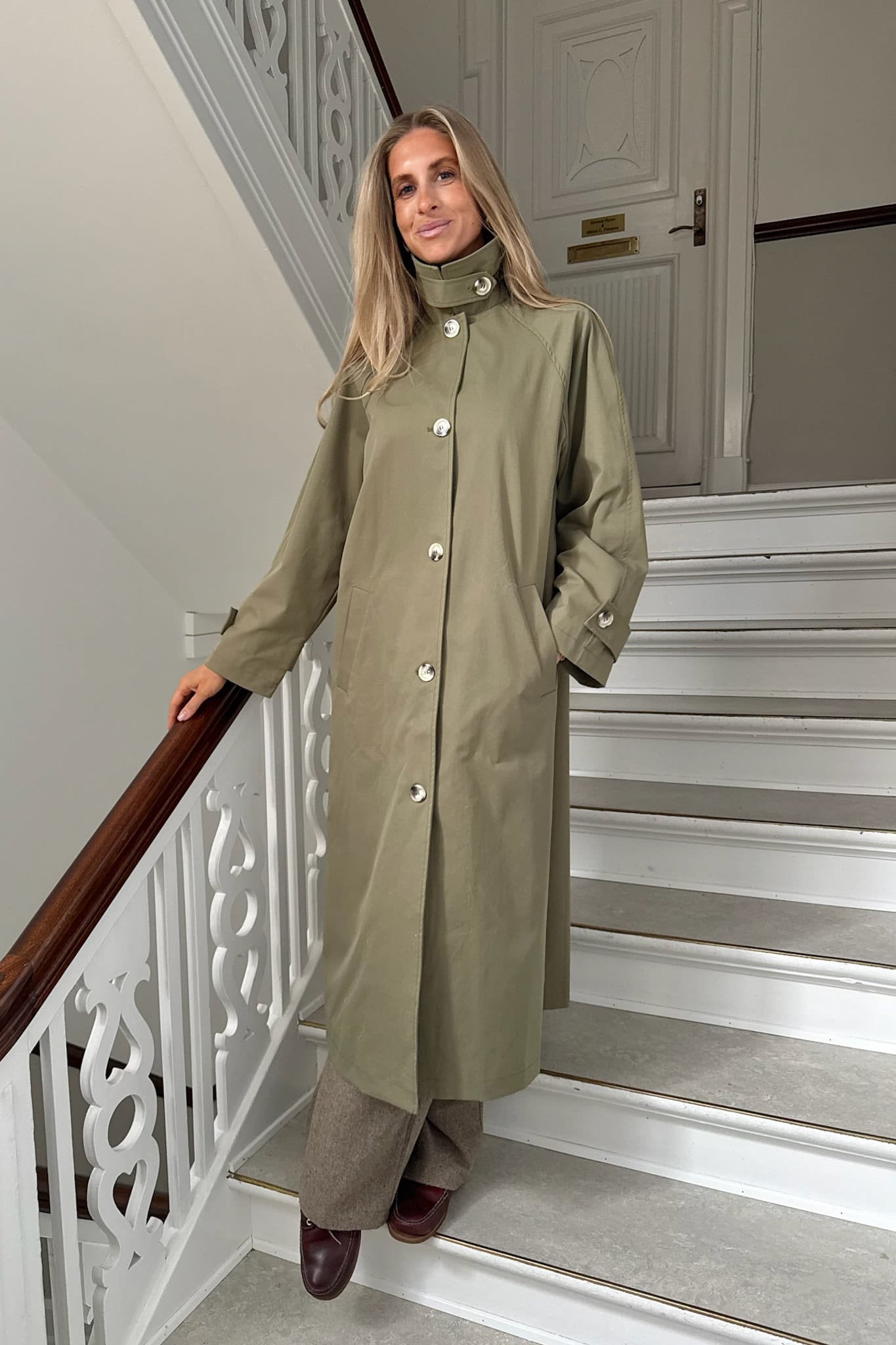 Byic AvaIC Trenchcoat - Dark Khaki – dk.byic.com