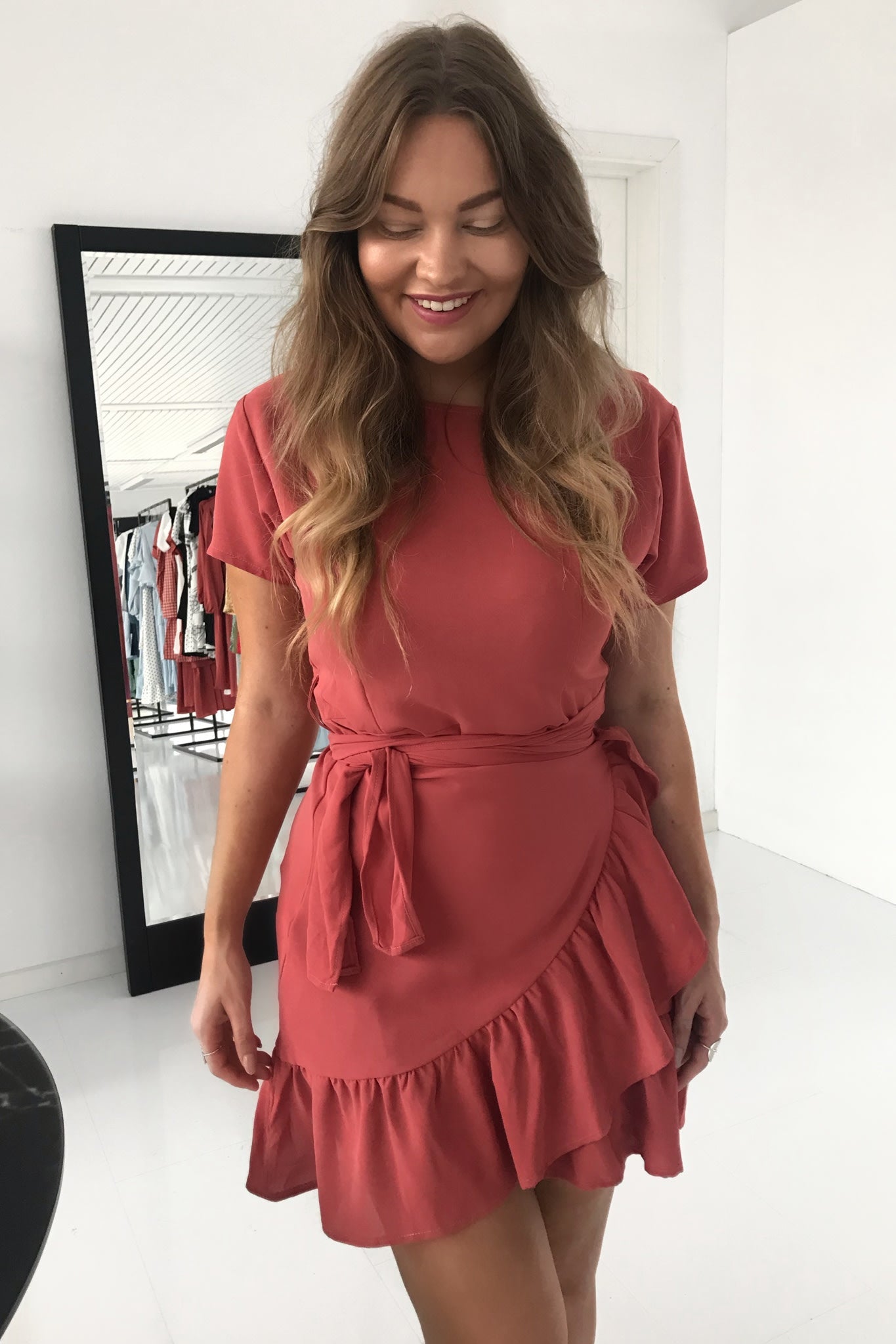 Agnes Kjole - Rusten Rød - dk.byic.com