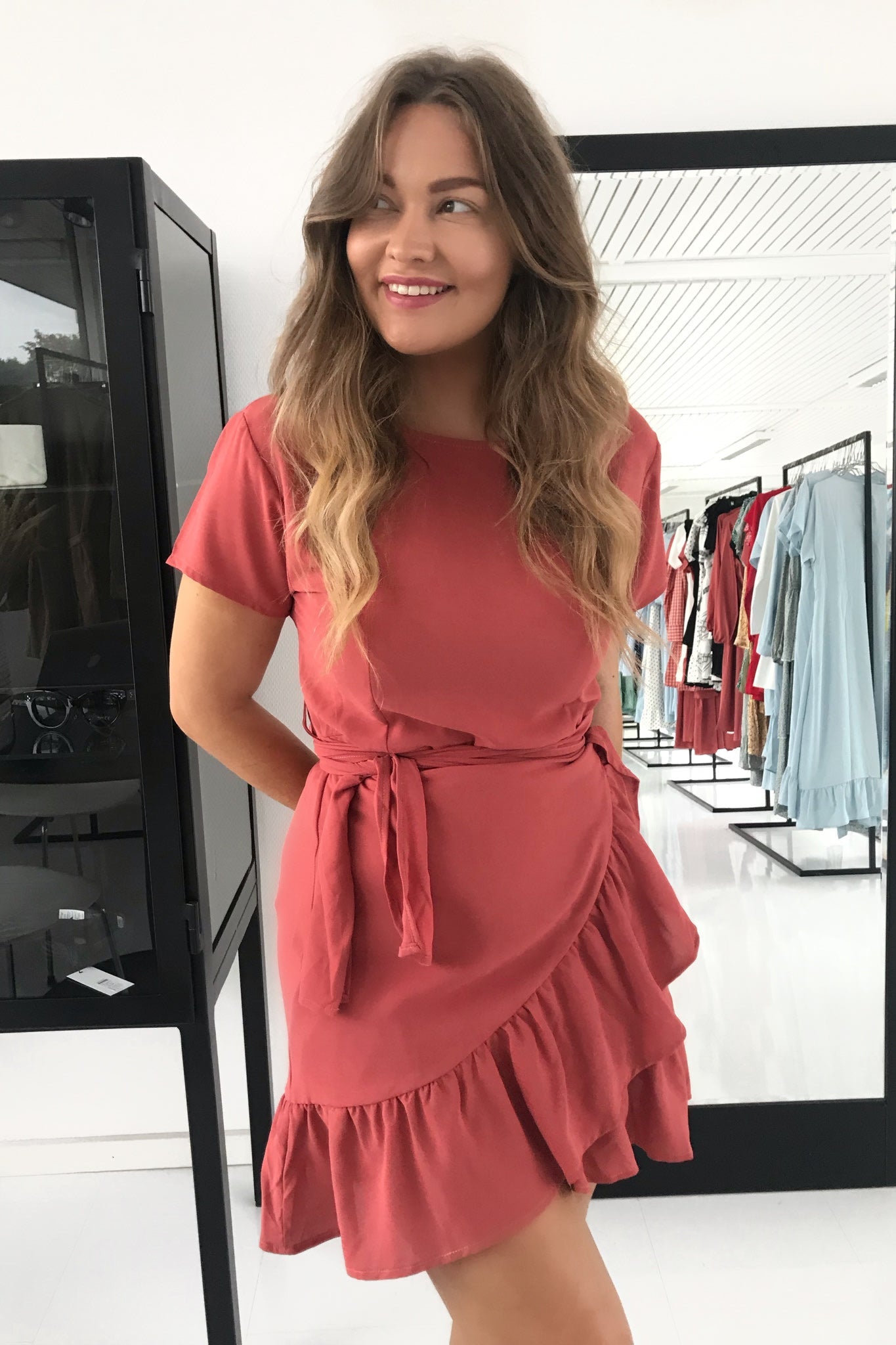 Agnes Kjole - Rusten Rød - dk.byic.com