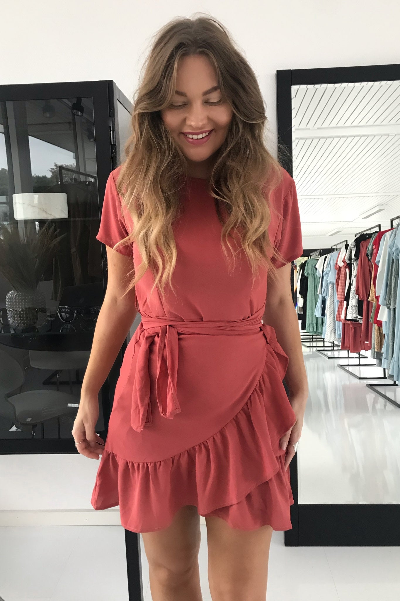 Agnes Kjole - Rusten Rød - dk.byic.com